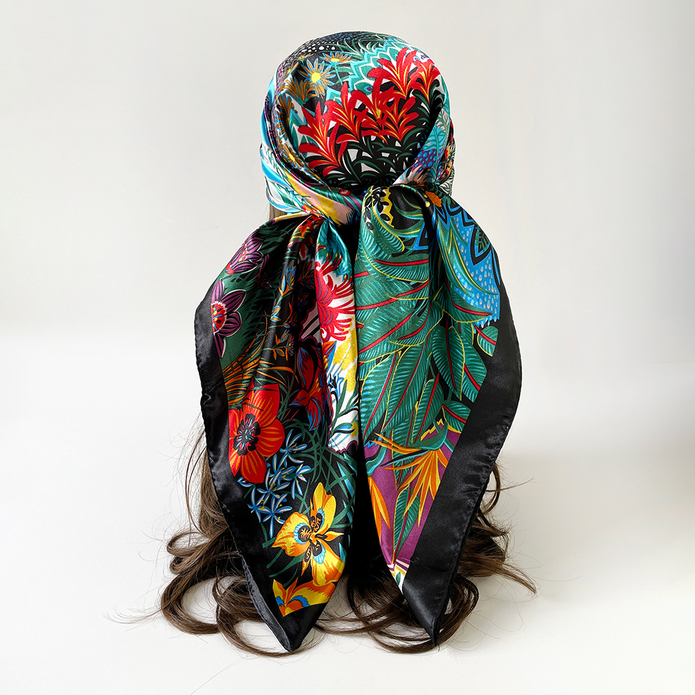 Foulard carré en soie pour fem - Luxury Skincare Headband avis et prix
