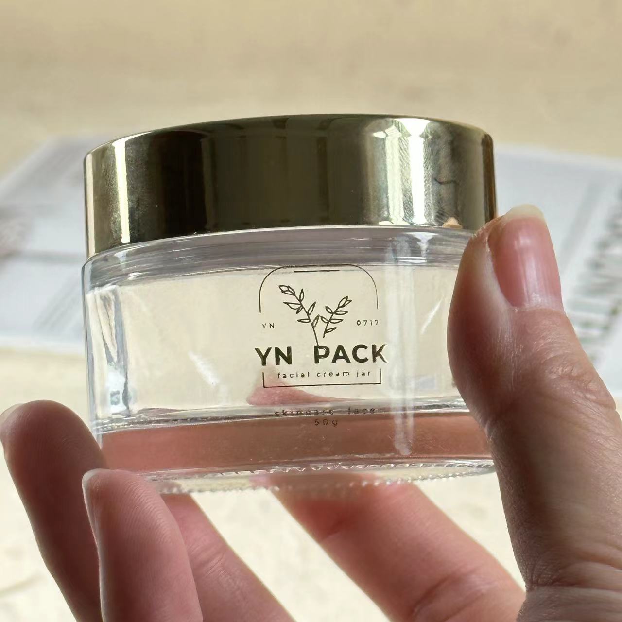 Verre dépoli de luxe avec couv - Luxury Gold Skincare avis et prix